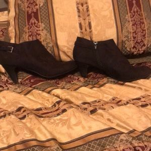 Black heeled booties